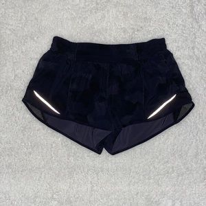 Lululemon Hotty Hot 2.5 Camo Shorts